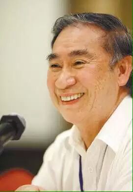 敬?!岸啾τ阒浮?0岁生日快乐!